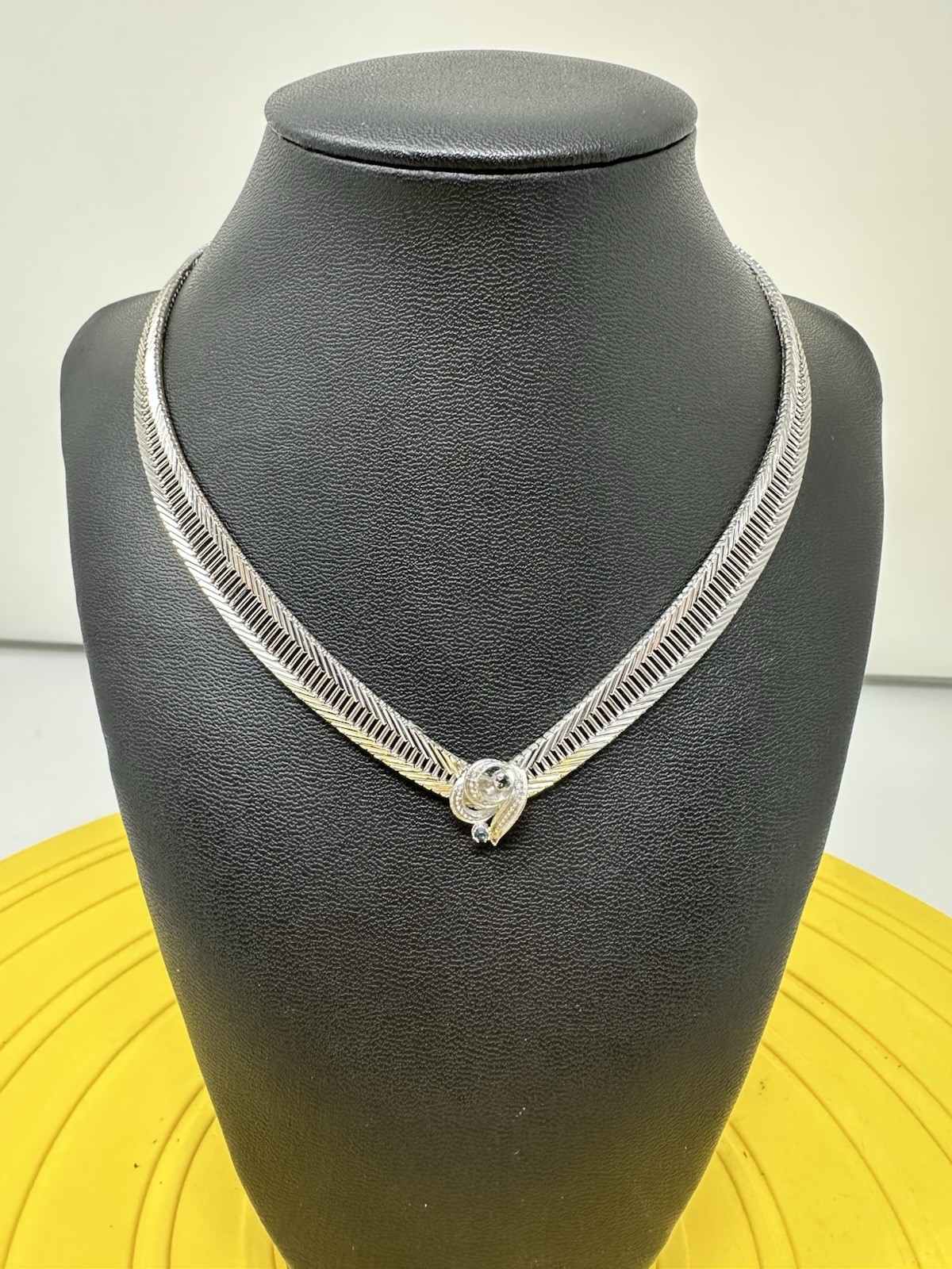Sterling Silver Sapphire Abstract Heart Shaped Pendant Choker Necklace 40g 16 In