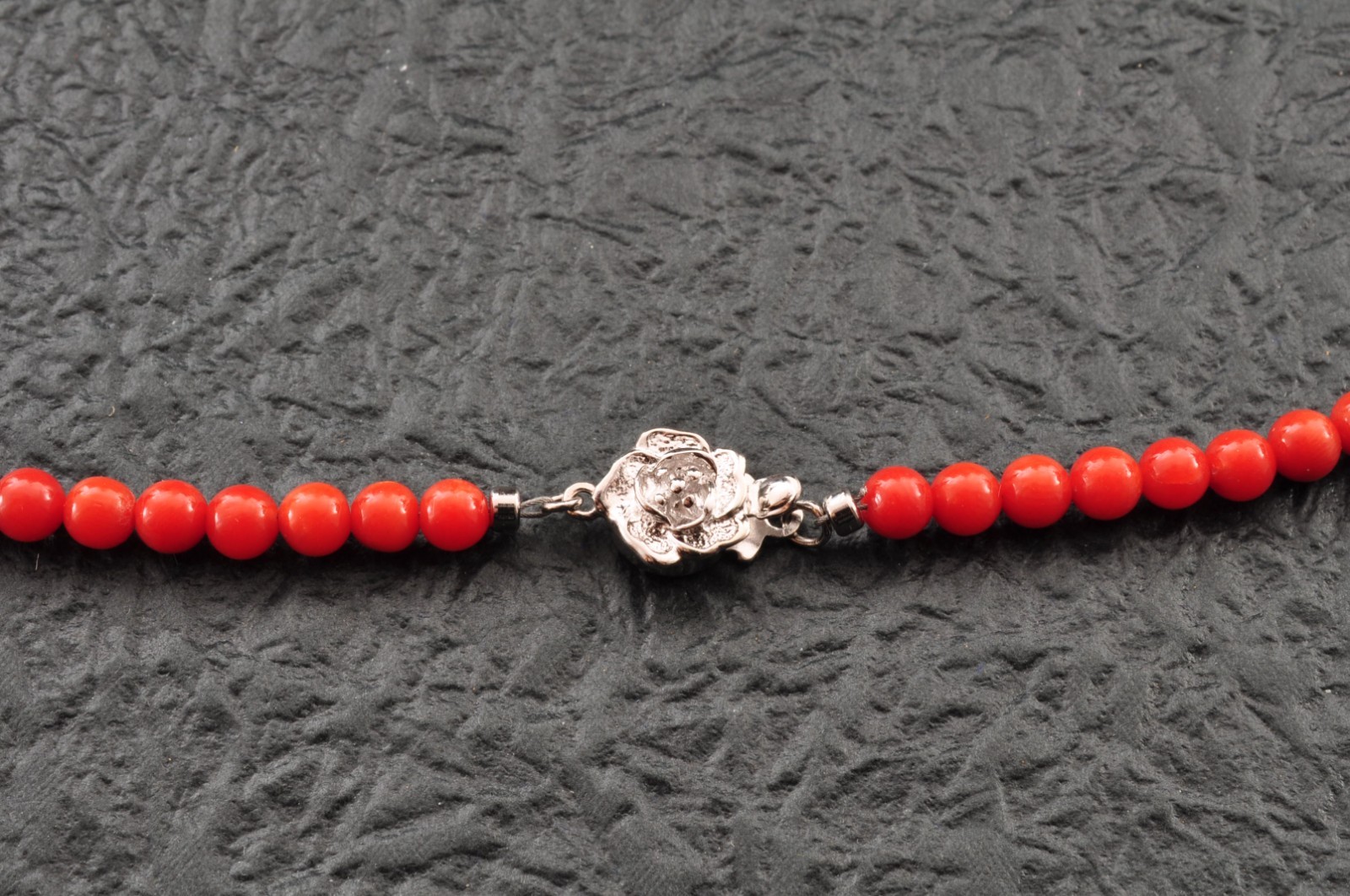 925 silver clasp red coral necklace with Certification (440mm (17.3in) 88.5ct).