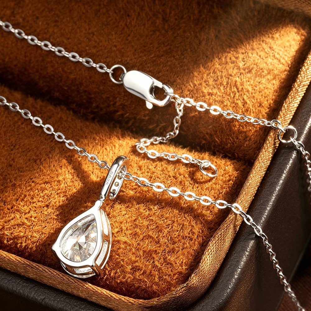 2/3ct Real Pear Cut Moissanite Pendant Necklace 925 Sterling Silver Women Chain