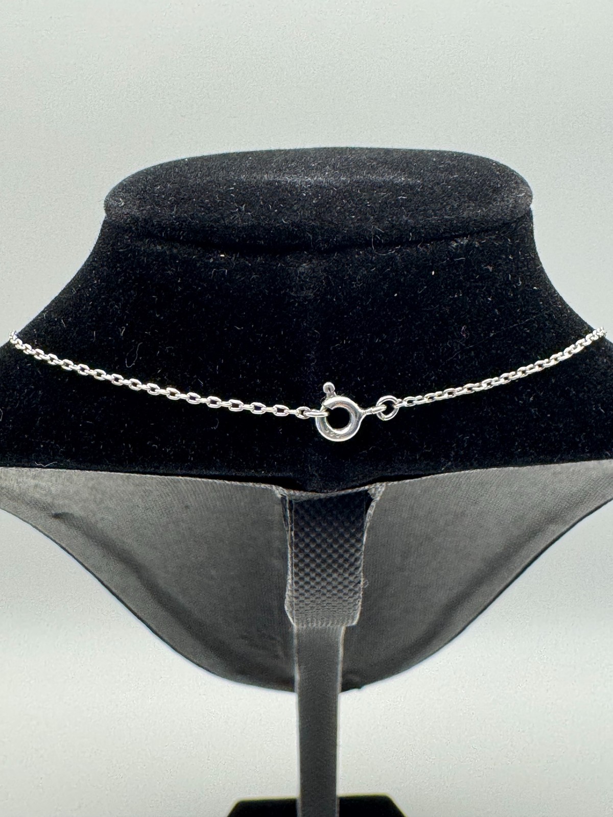 Nikolas Sterling Silver Necklace 17 In Black Clear Stone Cluster Pendant Vintage