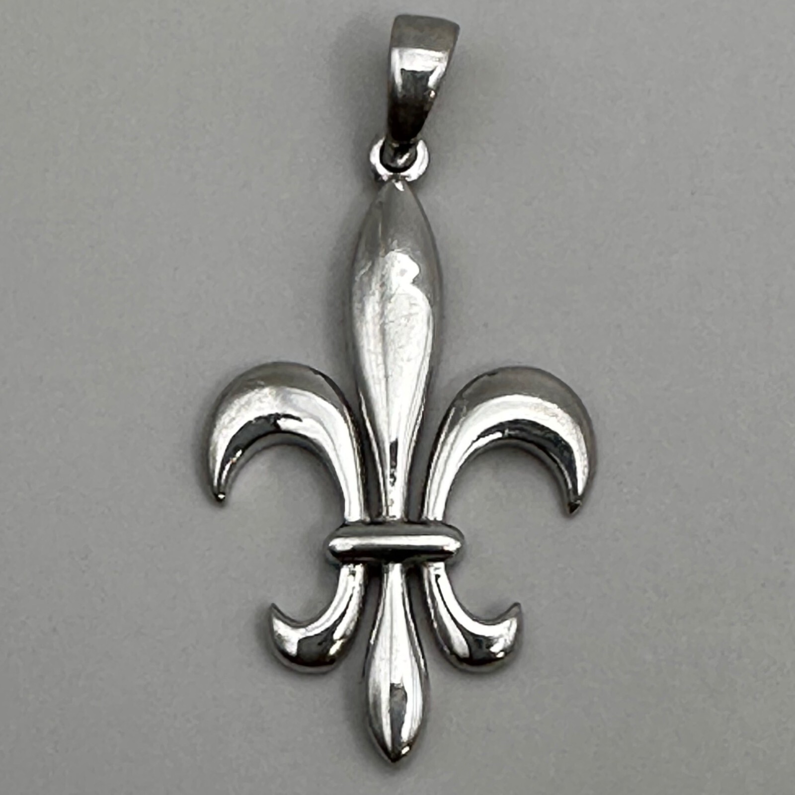 Fleur-De-Lis Pendant For Necklace Unisex Jewelry 925 Signed IW Sterling Silver