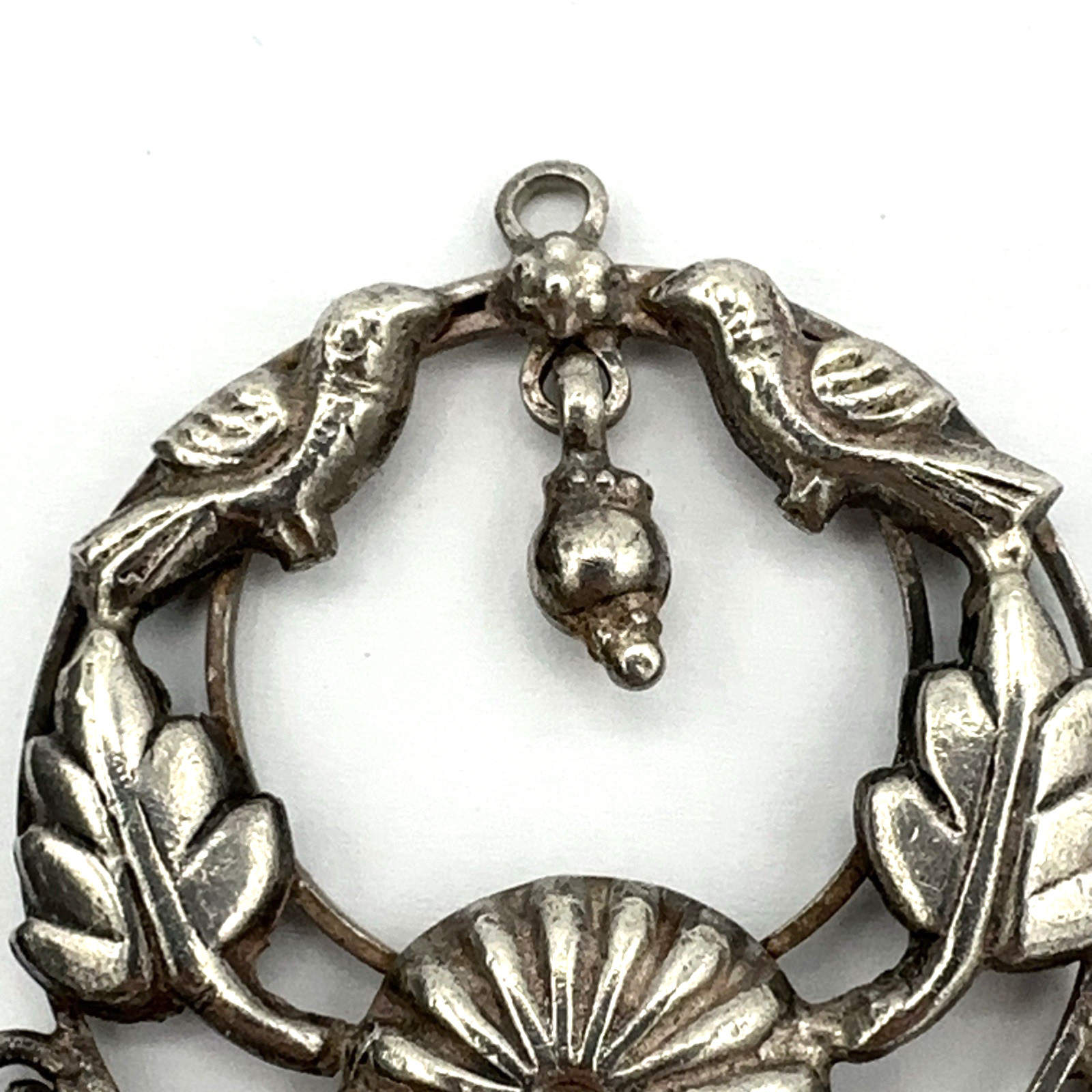 BIRD vintage pendant – sterling silver w/ leaves shield & dangles 2″ & 9 grams