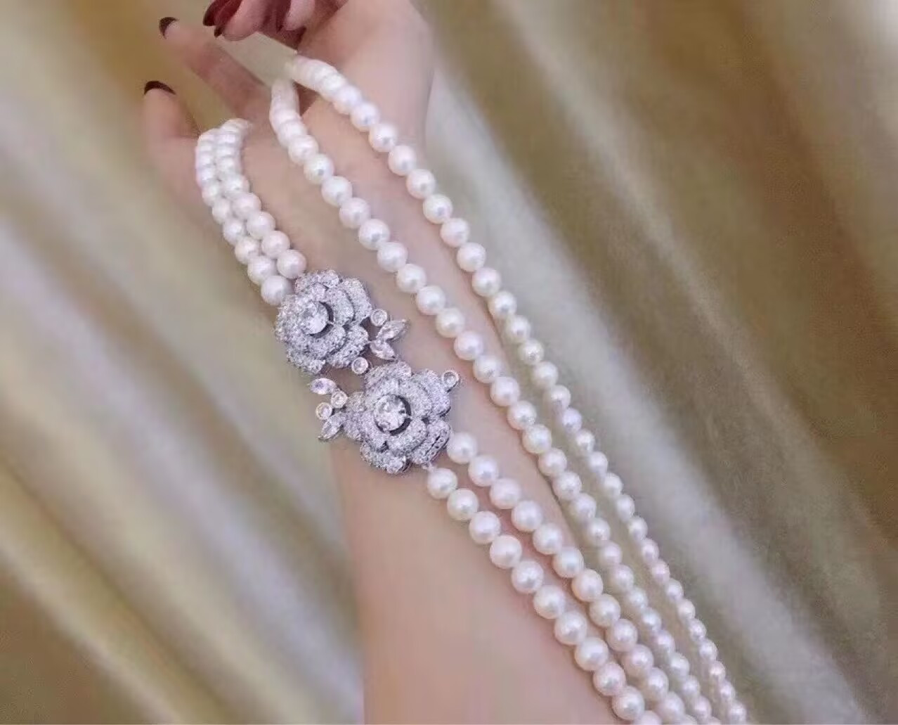 gorgeous two strands 8-9mm south sea white pearl necklace 30″32″