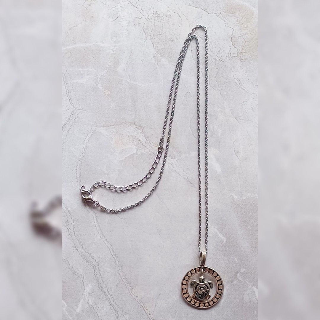 Annika Witt ATI ID Sterling Silver 925 Round Sea Turtle Heart Pendant Necklace