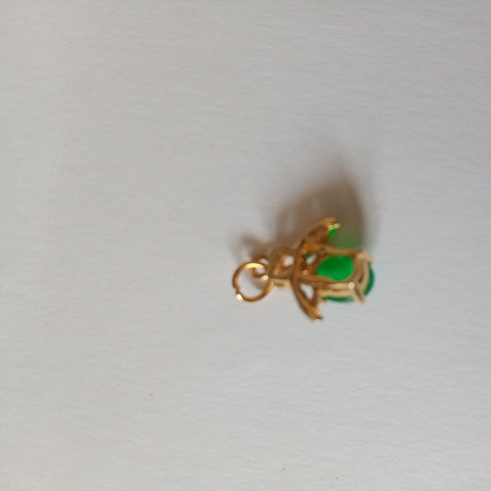 Green Jade Pendant water drop 9ct gold bezel Settings