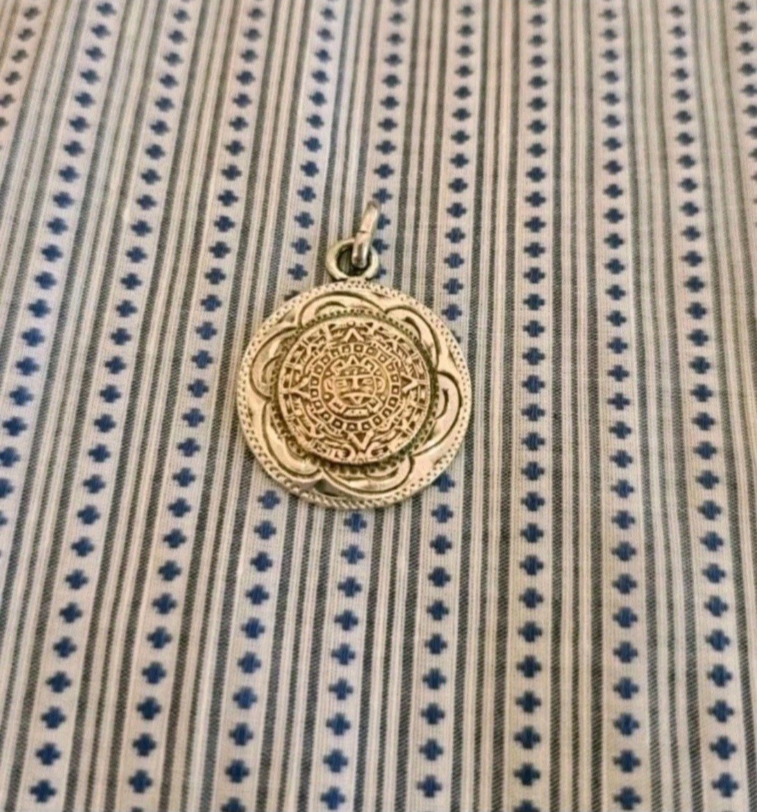 Vintage Mexico Mixed Metal 10k Gold Sterling Silver Aztec Mayan Calendar Pendant