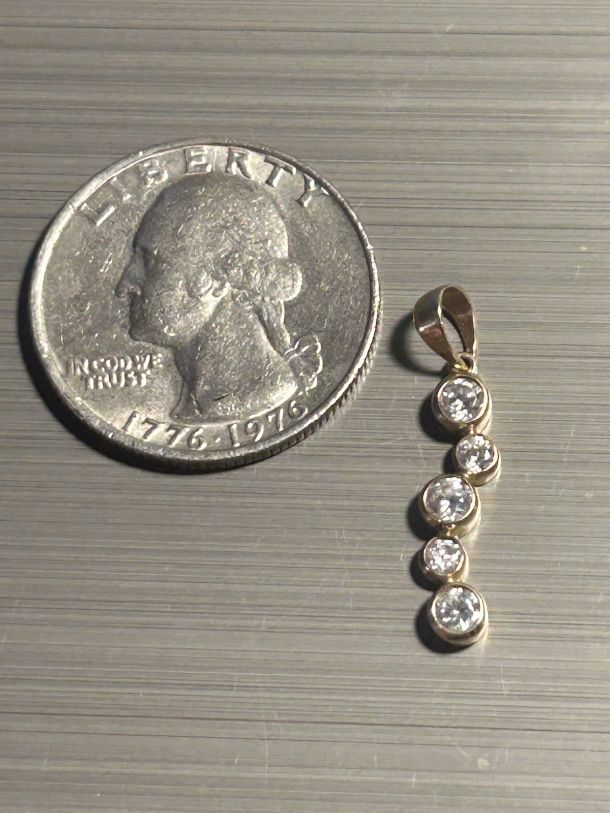 Solid 10k Gold CZ Bubbles Pendant .86 Grams