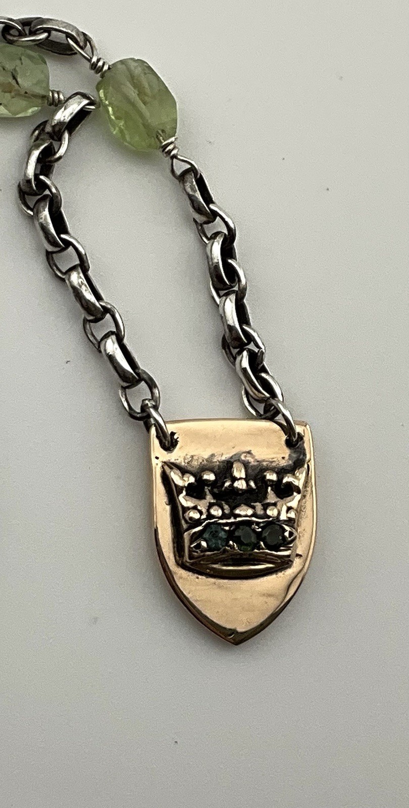 14k 4g Shield Crown Signed De Anne Necklace Sterling Chain Peridot Stones