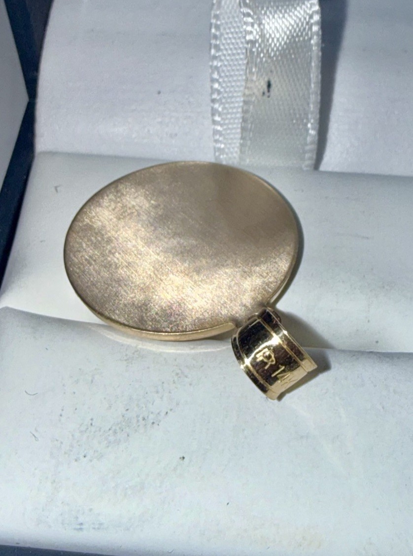 ESTATE Solid 14K Gold Saint Christopher Religious Circle Pendant