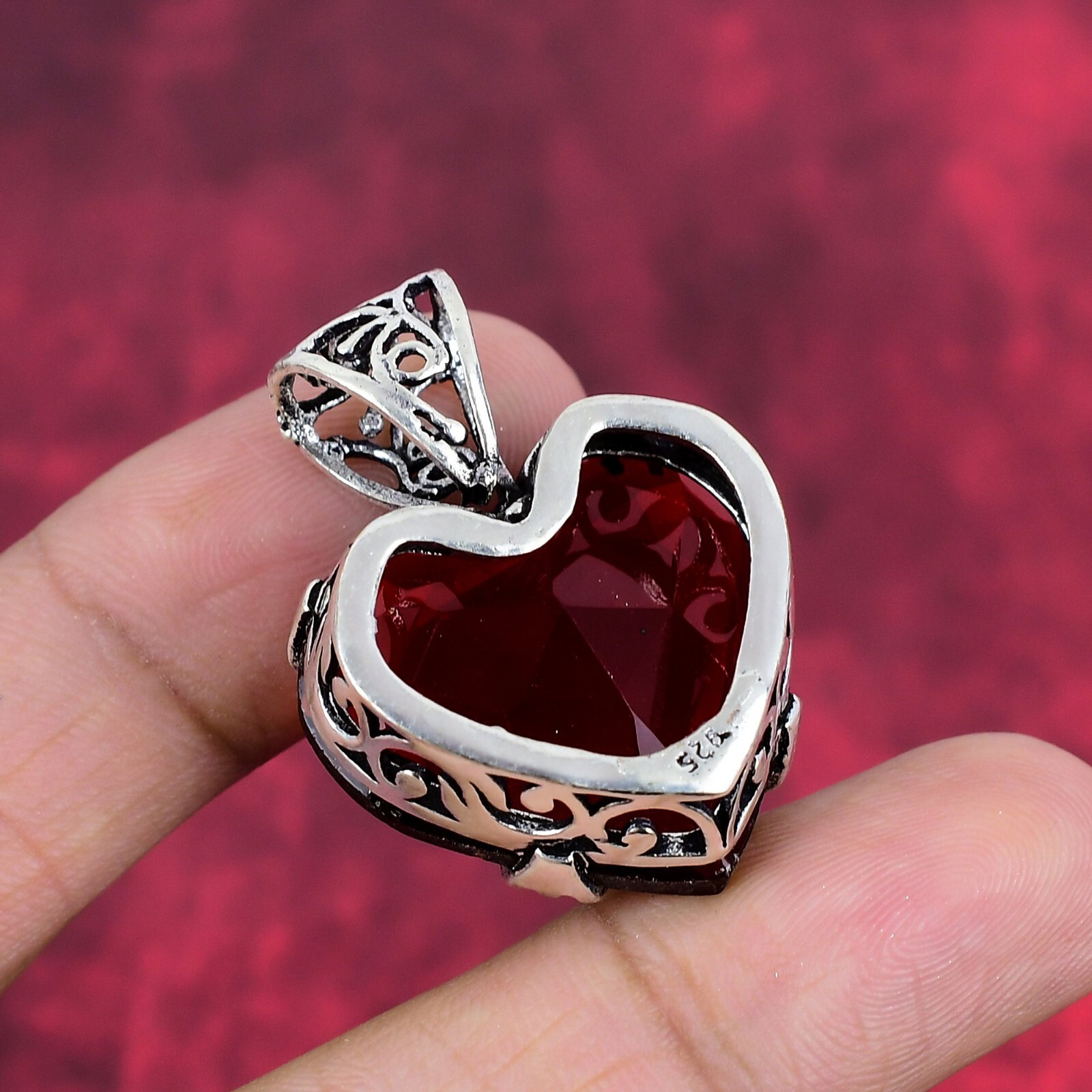 Red Garnet Gemstone Handmade 925 Sterling Silver Amazing Pendant Jewelry