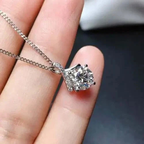 3Ct Round Cut VVS1 Diamond Pendant & Necklace 14K White Gold Finish Free Chain