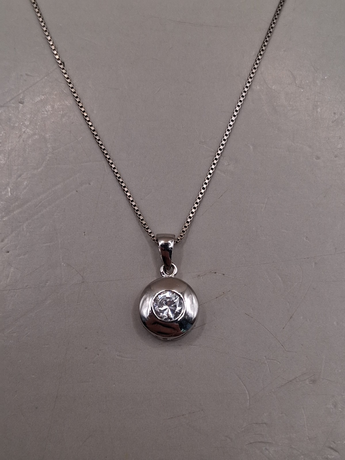 ATI 925 Sterling Silver Bezel Crystal Pendant Box Chain Link Necklace 19.25″