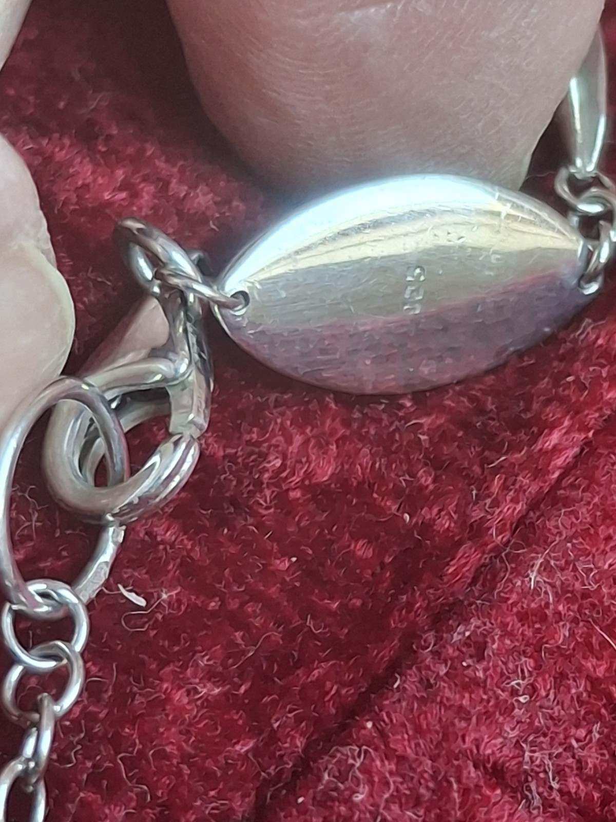 REDUCED! Pretty Vintage Hallmarked Sterling Silver Oval Link Necklace 24.5g