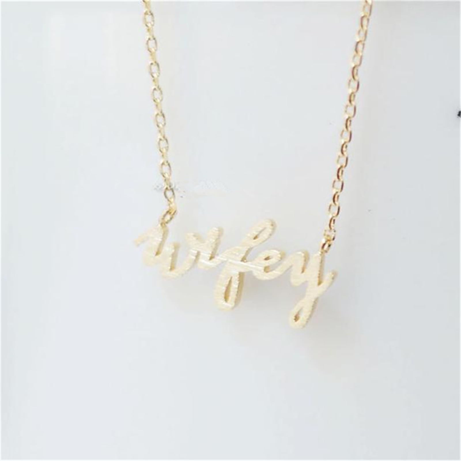Dainty Wifey Necklace Charm Simple Pendant Choker With ‘Wifey’ Letter Chain for