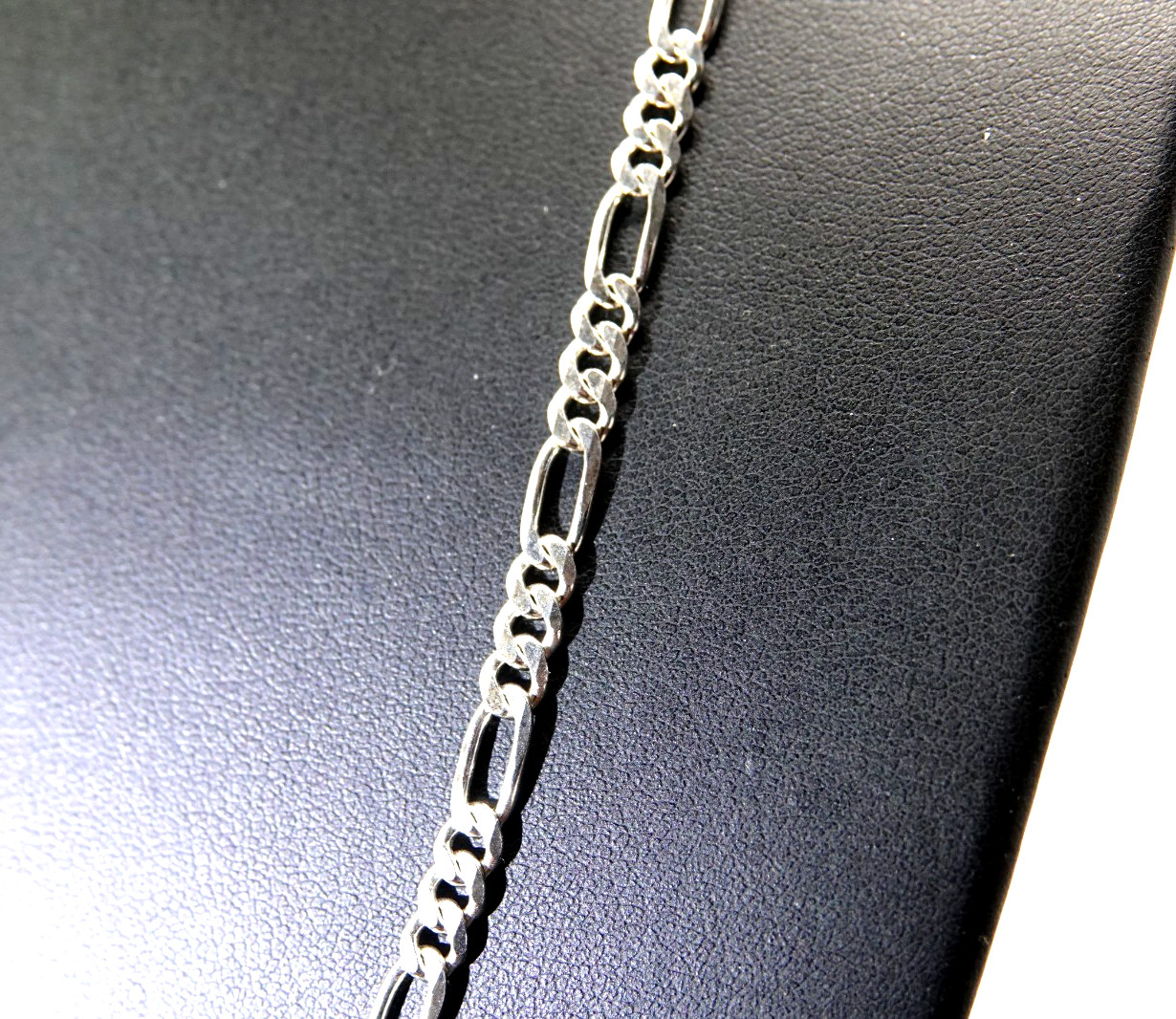 20″ Solid Sterling Figaro Neck Chain (Italy)