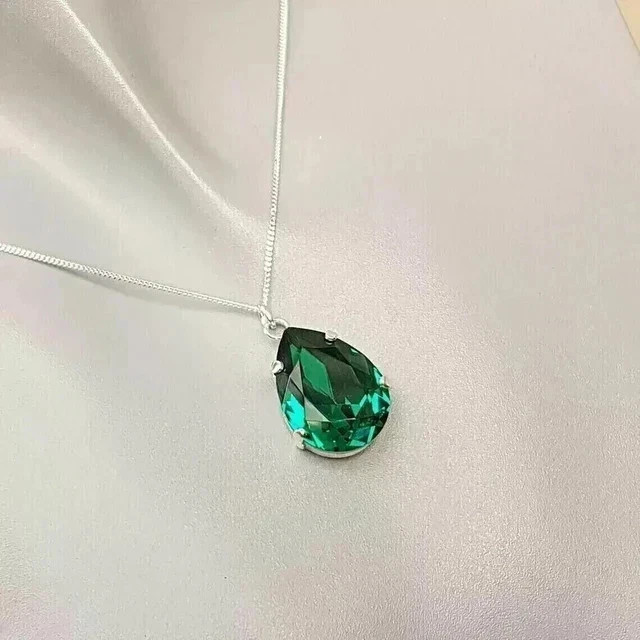2Ct Pear Lab Created Green Emerald Women’s Pendant 14K White Gold Plated