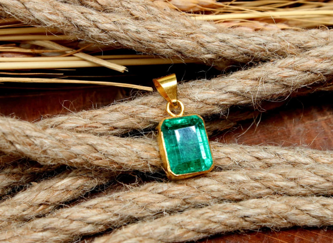 Natural Emerald Pendant For Gift Silver Jewelry Gold Plated Birthstone Pendant