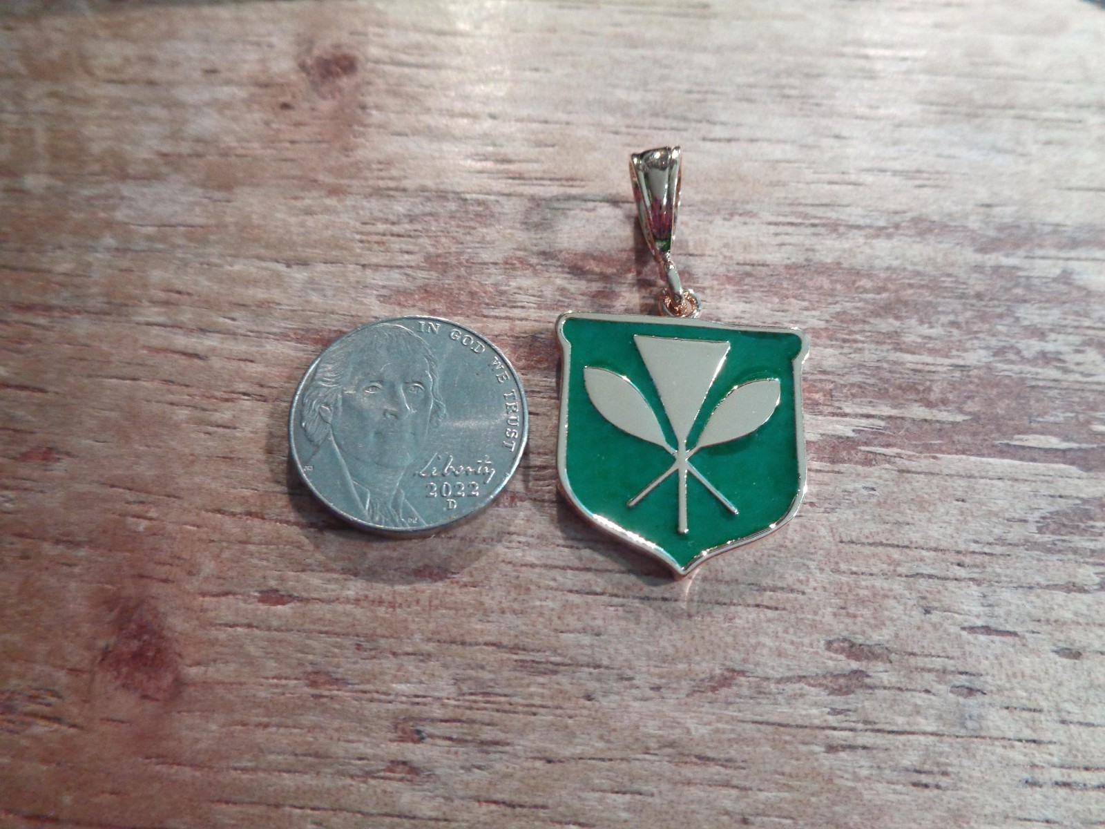 24MM 14K YG-PLATED 925 SILVER HAWAIIAN KANAKA MAOLI GREEN ENAMEL SHIELD PENDANT