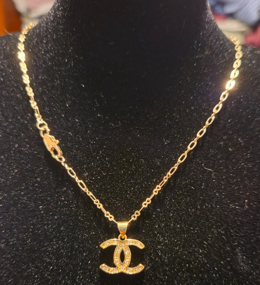 14k Yellow Gold Filled Chain Necklace with Pendant