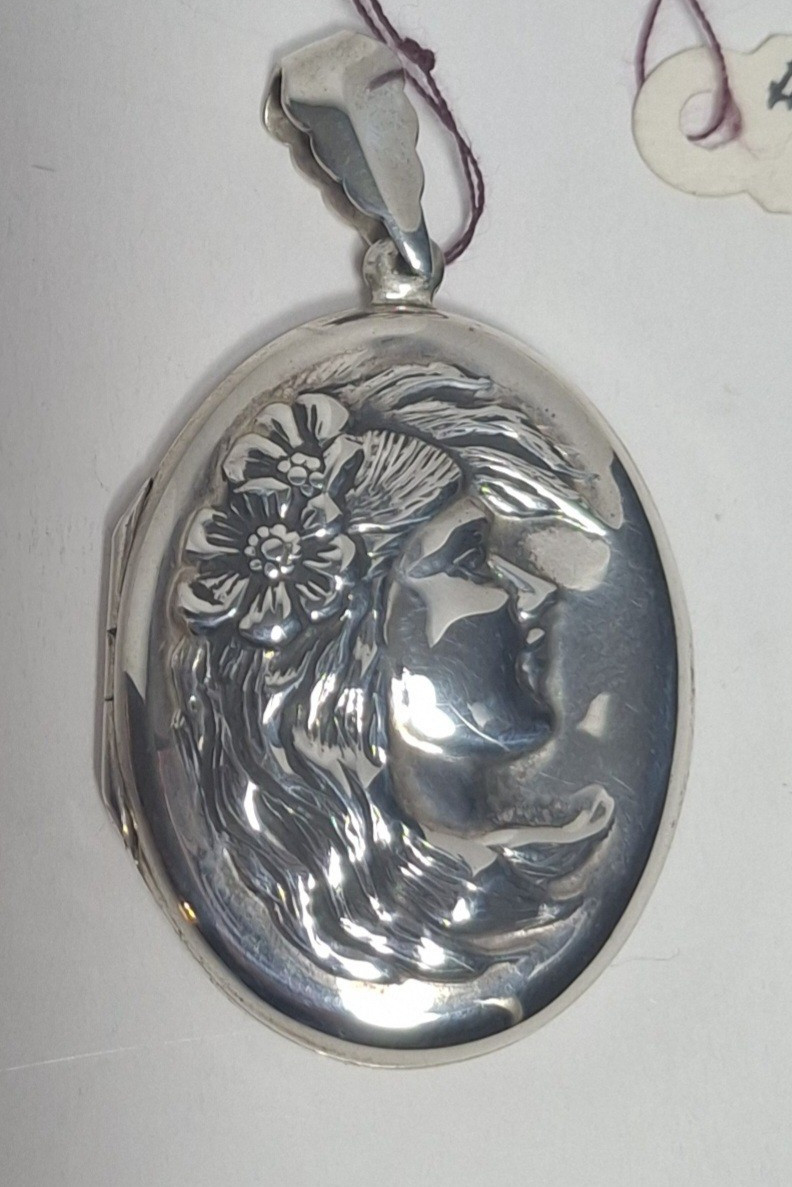 Sterling Silver Oval Locket Pendant Female Profile, Holds 1.5″ x 1″ Photos