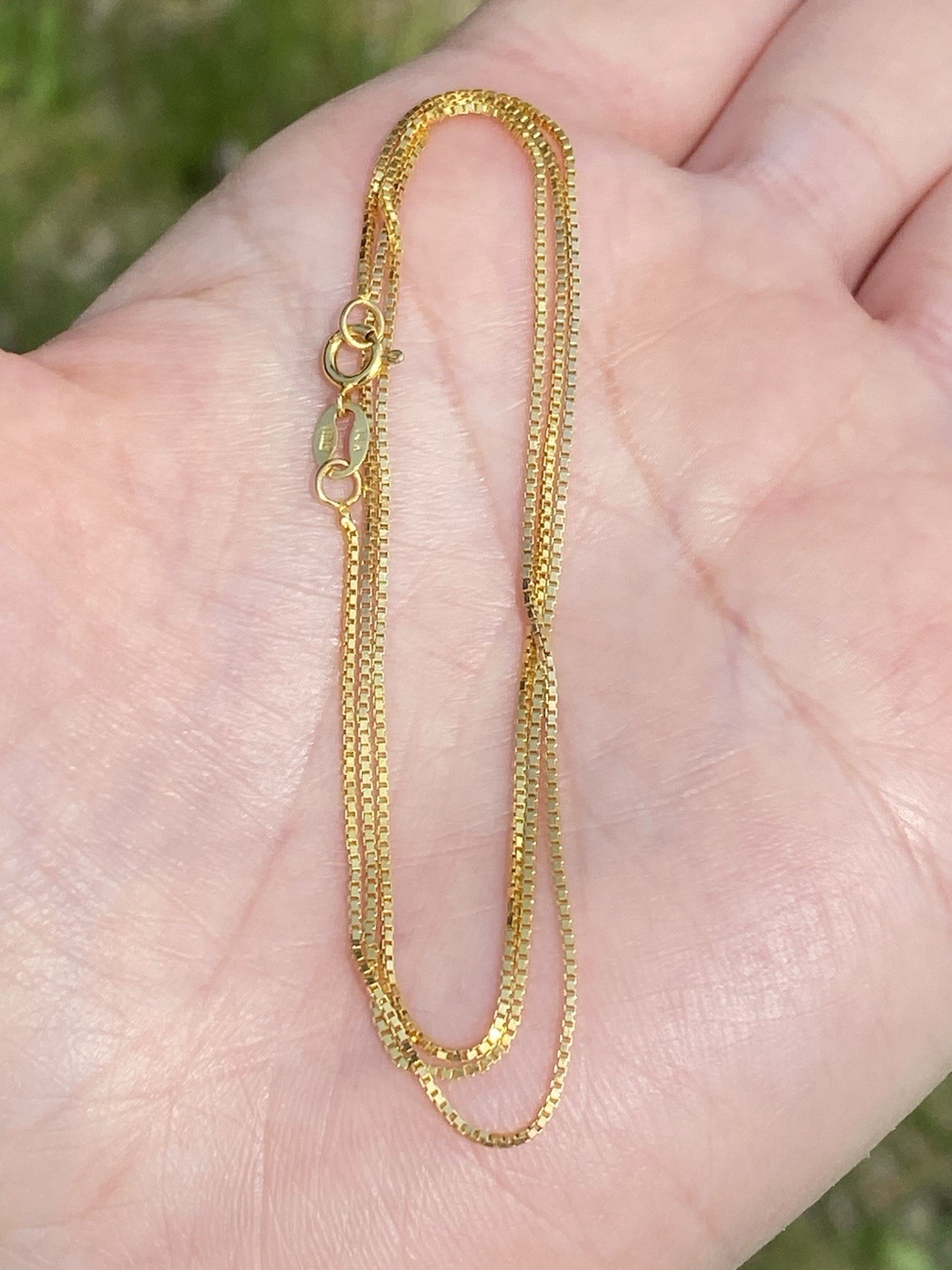 Solid 14K Yellow Gold 0.8mm Box Chain Necklace, 18 Inches, 2.01 Grams
