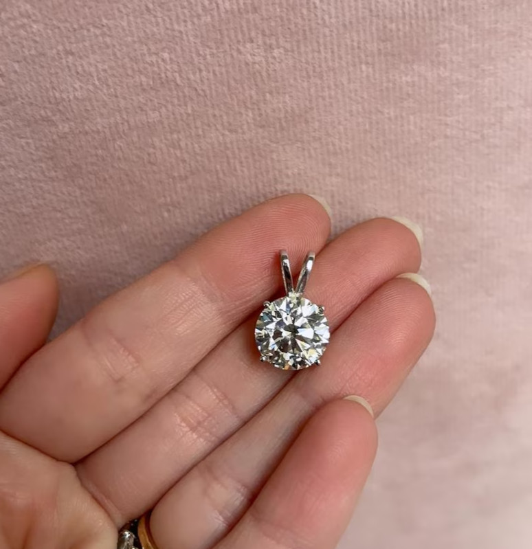 14K White Gold Pendant 2.00 CT Round-Cut Lab Grown Diamond EF/VS1 IGI No Chain