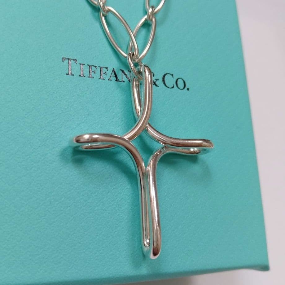 Tiffany & Co. Infinity Cross Necklace Silver 925 Women Pre-Owned Large Oval Link