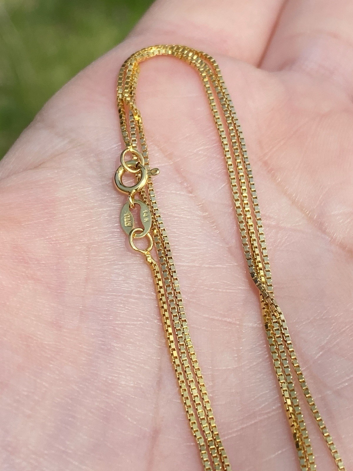 Solid 14K Yellow Gold 0.8mm Box Chain Necklace, 18 Inches, 2.01 Grams