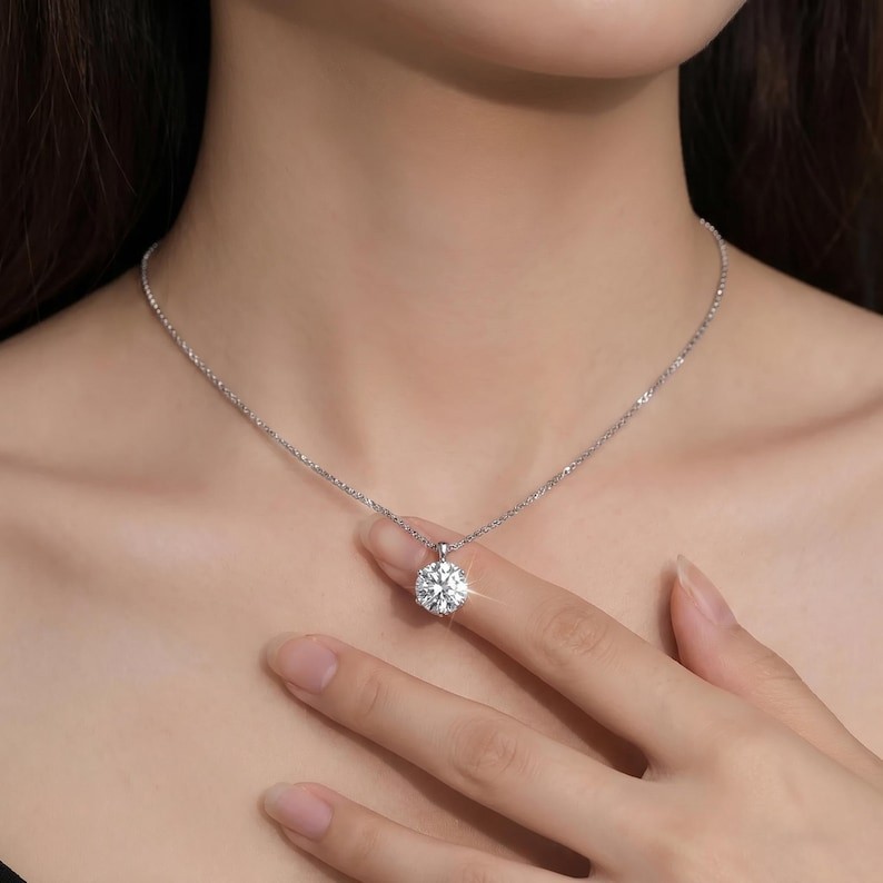 19.30 Ct Natural Certified White Zircon Loose Gemstone 925 Solid Silver Pendant