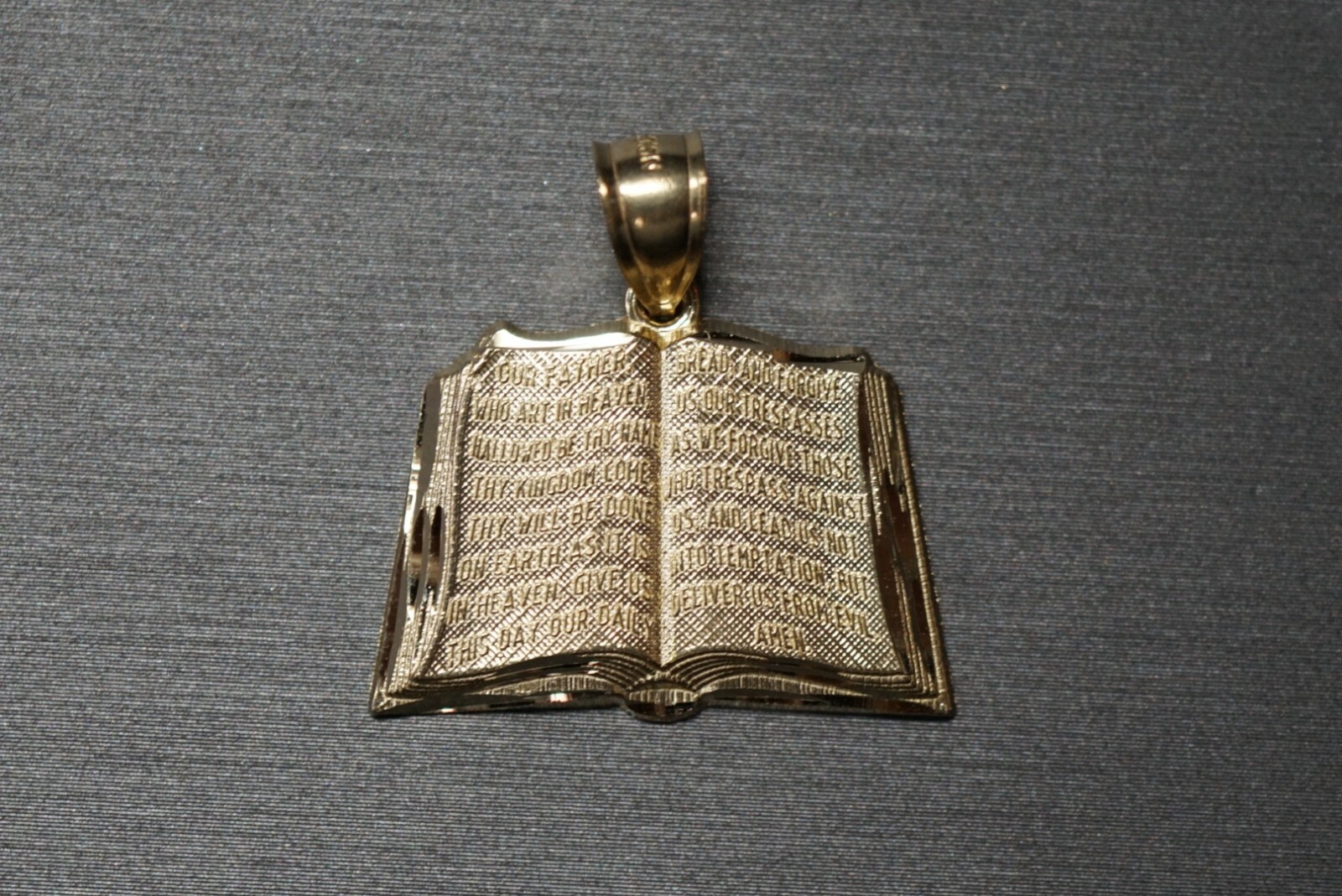 10K Solid Yellow Gold 1″ Holy Bible Charm Pendant. Men Women Children
