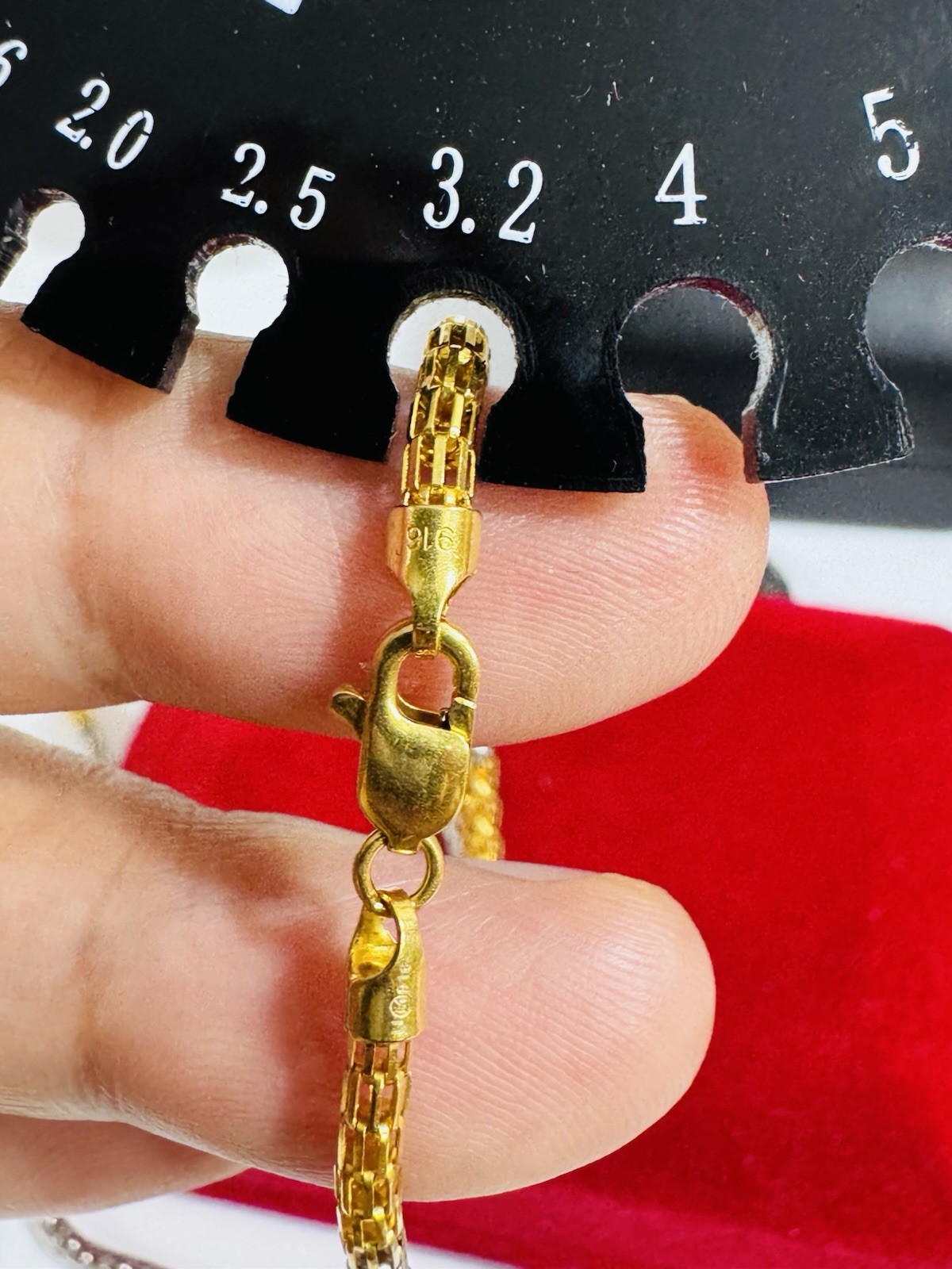 22K 916 Real Gold 21.5”/22” long Flower Leaf Set Necklace 14.1g 3.mm