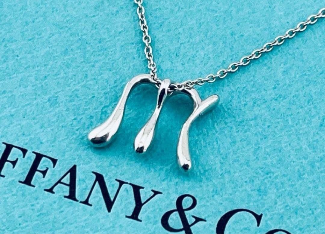 TIFFANY & Co. 925 Initial “M” Pendant Necklace SV925 Sterling Silver Used