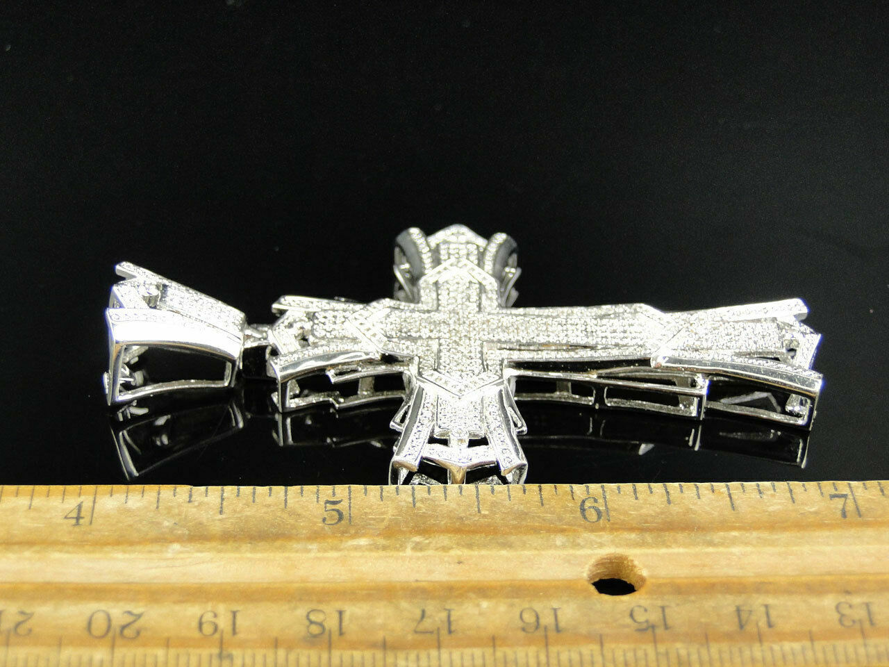 Mens Large Round Cut VVS1 3 Inch Diamond Mens Cross Pendant Charm 1.0 Ct