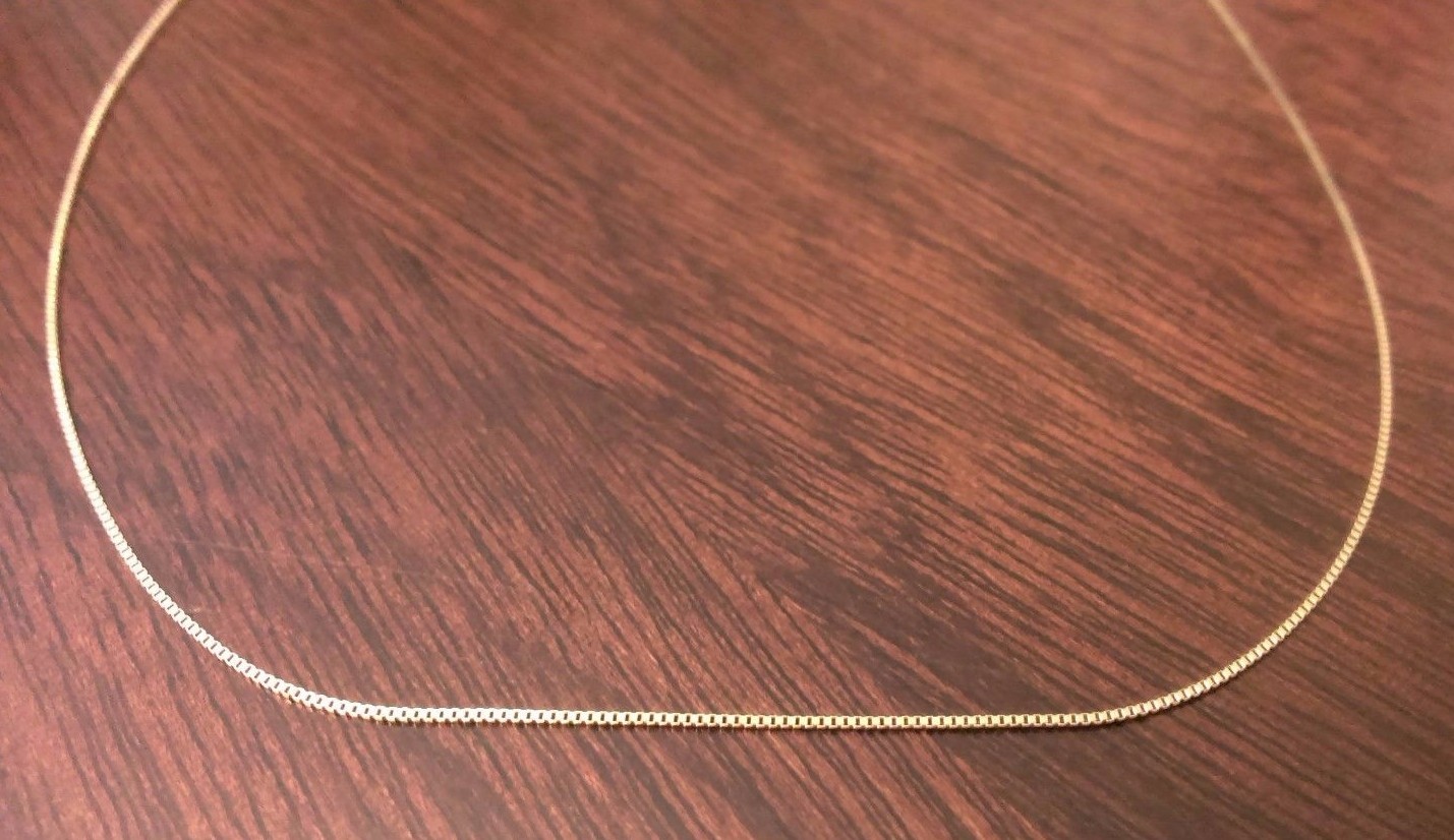 10K YELLOW GOLD 24″ THIN BOX LINK NECKLACE PENDANT CHAIN 0.5 mm 1.2 GRAMS