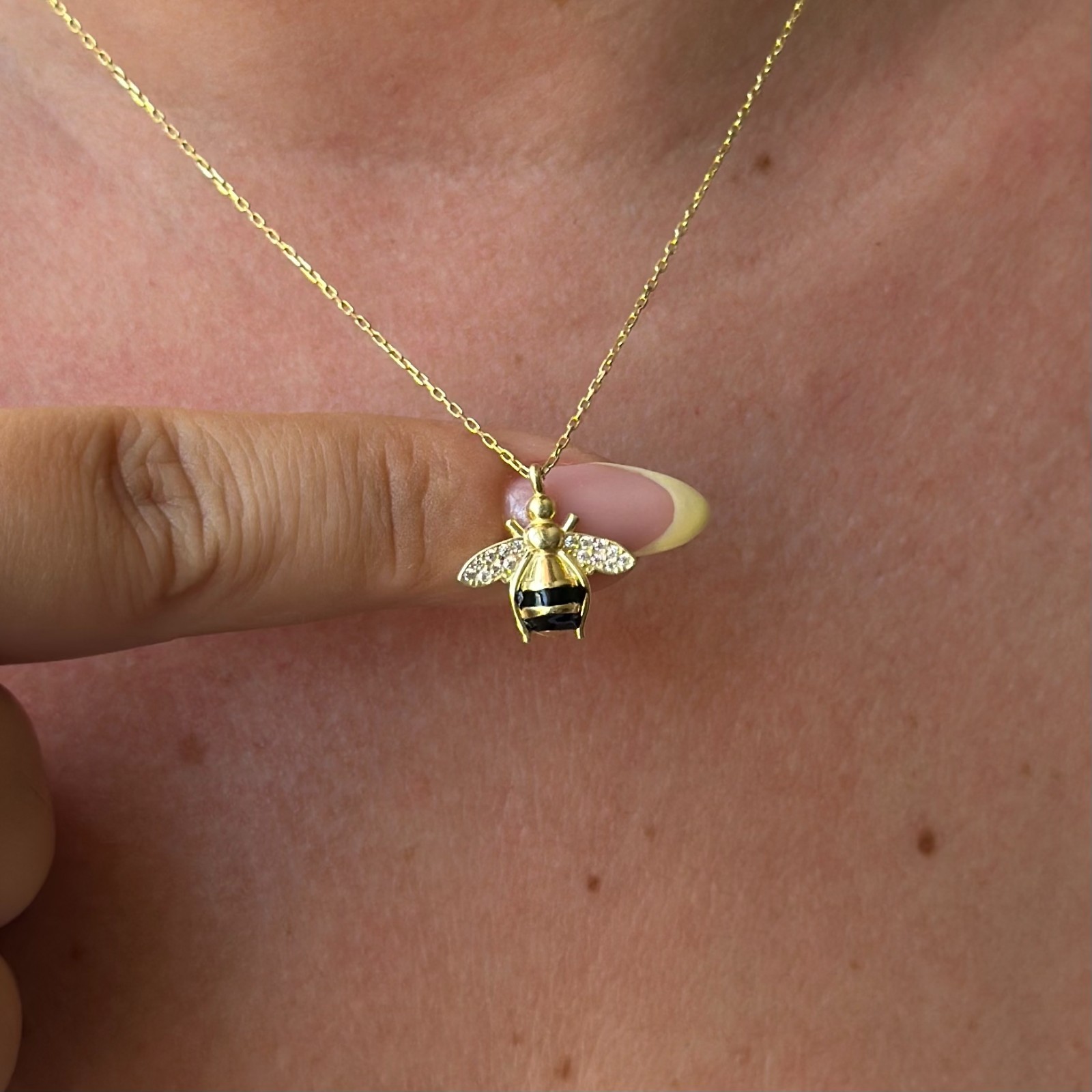 14k Gold Lab-Created Diamond Honey Bee Pendant Necklace for Women Her Jewelry