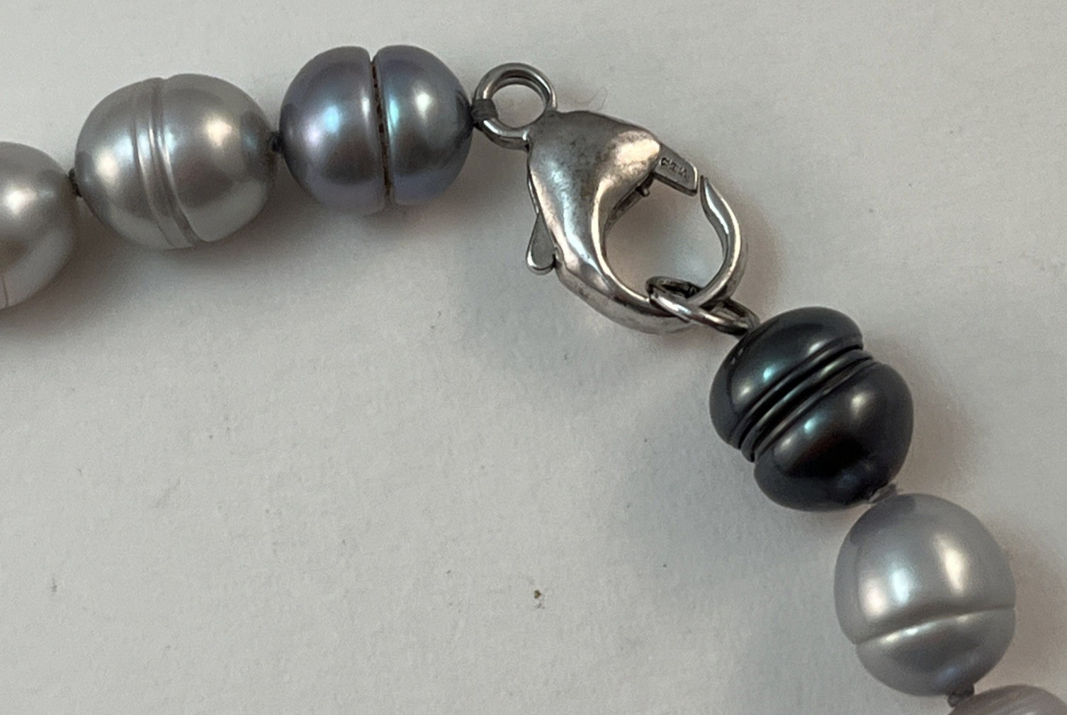 HONORA 925 Sterling Silver Gray and White Freshwater Pearl Necklace 20″