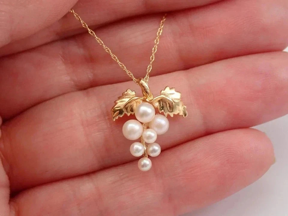 2Ct Round Cut Natural White Pearl Grapes Cluster Pendant 14K Yellow Gold Plated