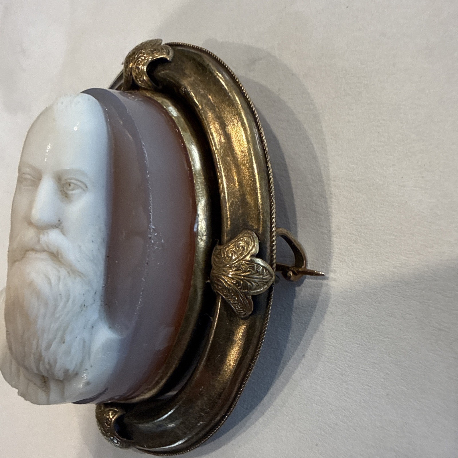 Antique 19thC Hardstone 3-Layer Sardonyx Agate Male Cameo Brooch Pendant Vermeil