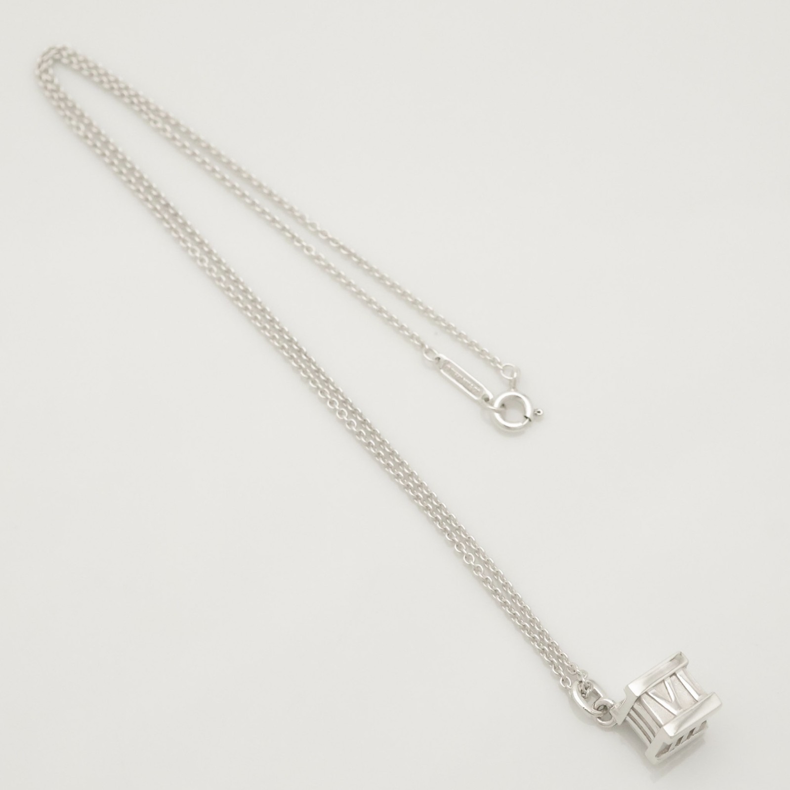 Authentic Tiffany & Co. Atlas Cube Pendant Necklace 16.8″ Silver 925 w/Pouch