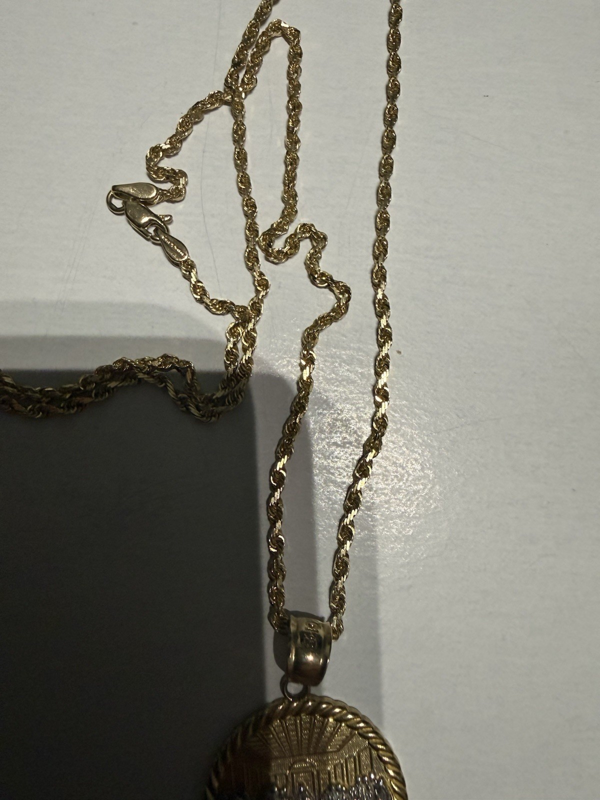 10K Yellow Gold Last Supper Jesus Charm Pendant With 2mm Rope Chain Necklace Set