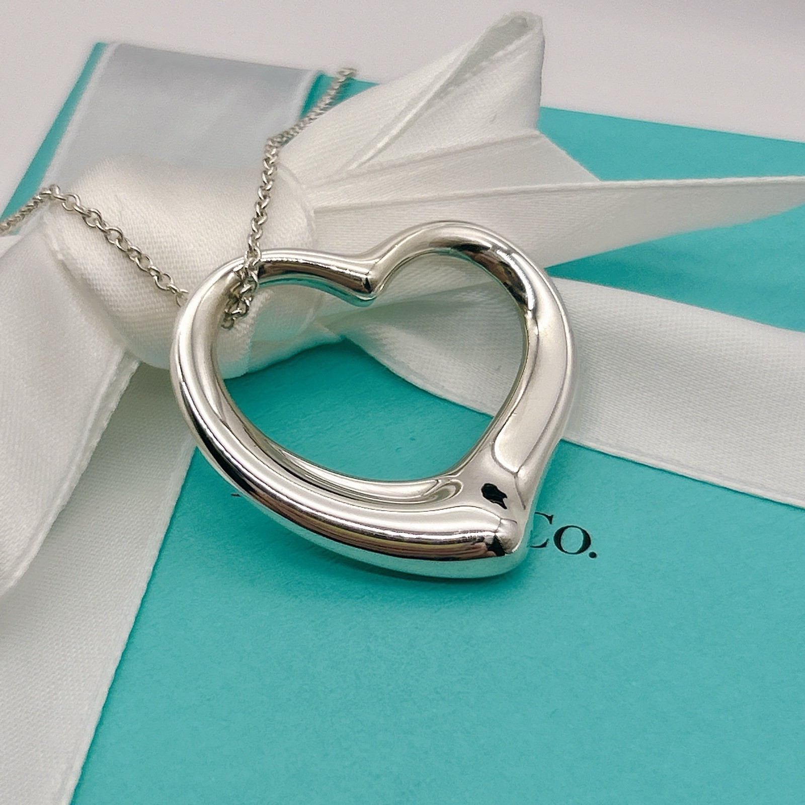 Tiffany & Co. Elsa Peretti Open Heart 35mm Necklace 30″ Long Silver w/Box Pouch