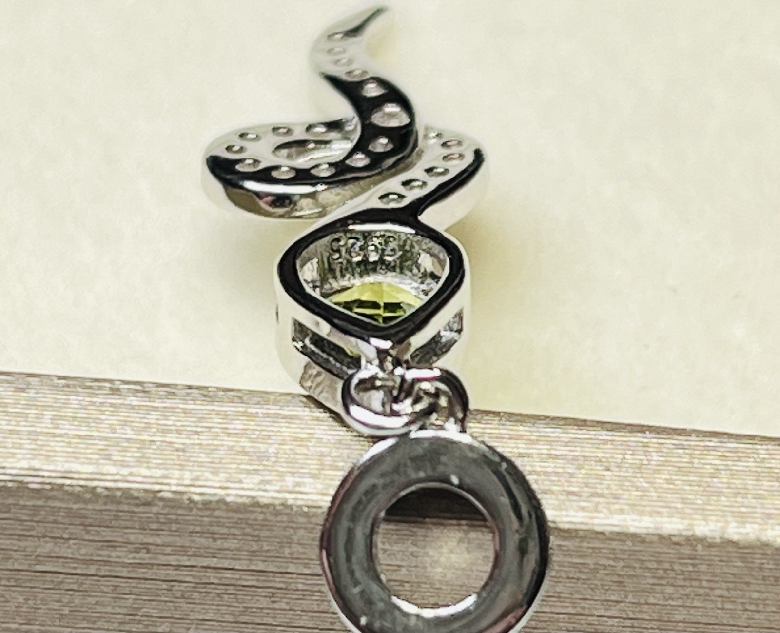 925 Sterling Silver Natural Bamboo Green Peridot Snake Pendant Necklace