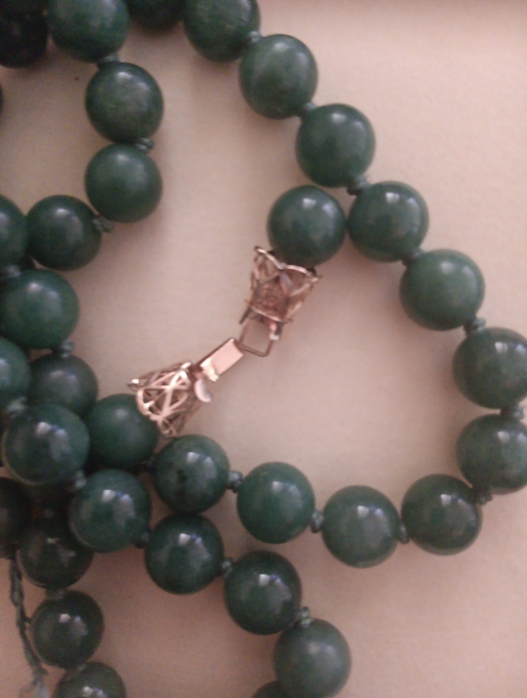 GREEN Jade UNDYED,no Scratches! Necklace 585 Clasp 20 inches Apox 1960