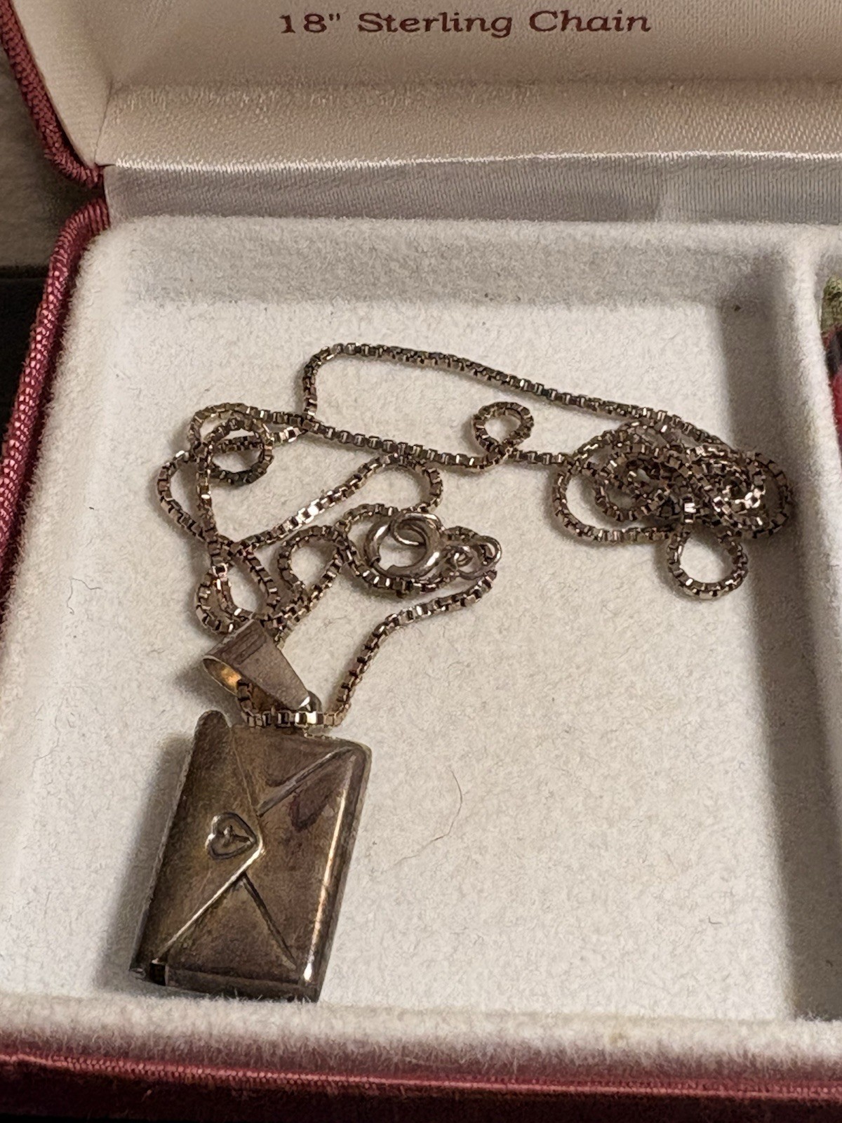 VTG Letter To Mom Sterling Silver Pendant Necklace Original Box Cross Brand 18”