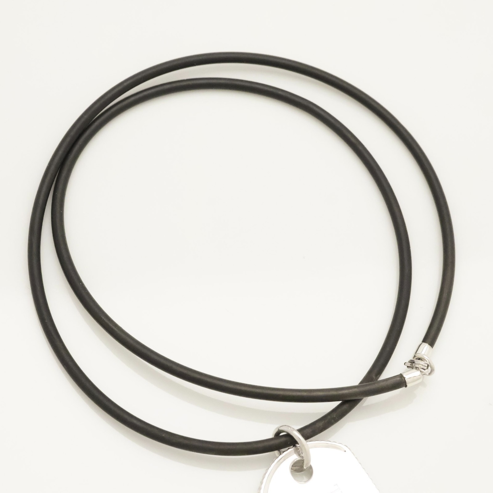 Authentic Tiffany & Co. Coin Edge Dog Tag Rubber Cord Necklace 21.2″ w/Pouch