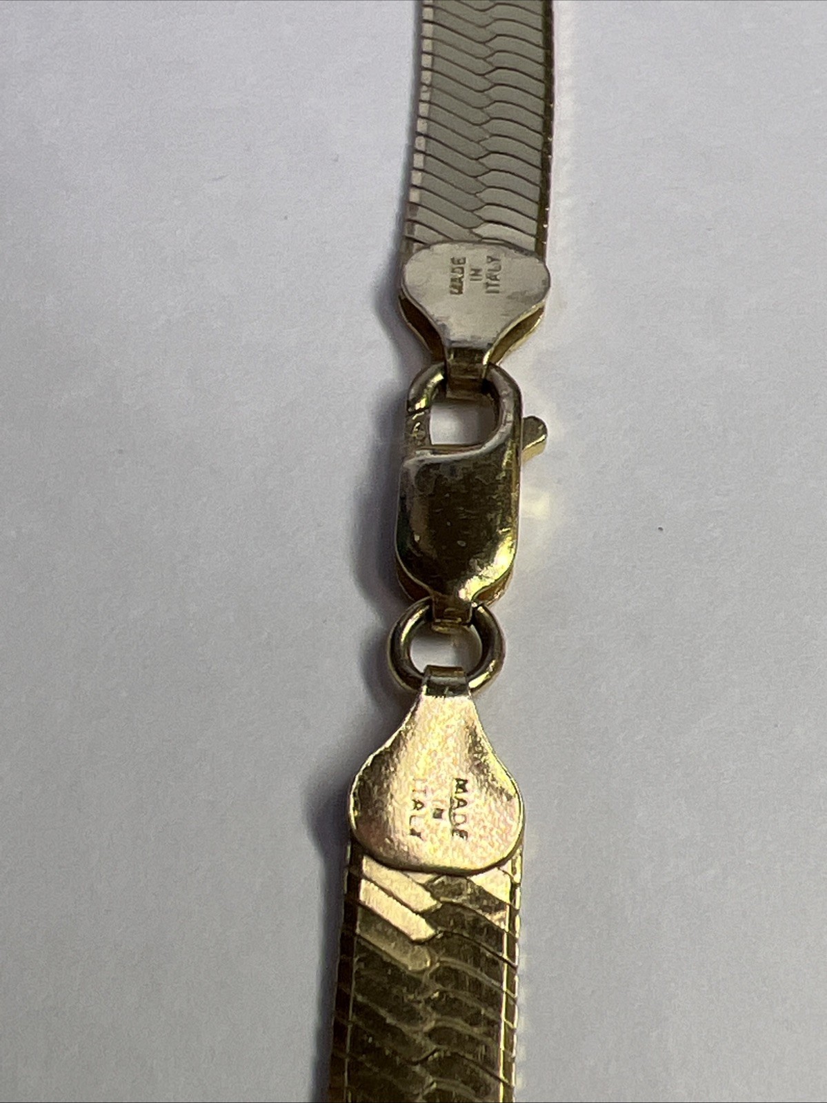 MILOR ITALY 7MM WIDE VTG HERRINGBONE 18″ 23.5GRAM CHAIN NECKLACE GOLD TONE