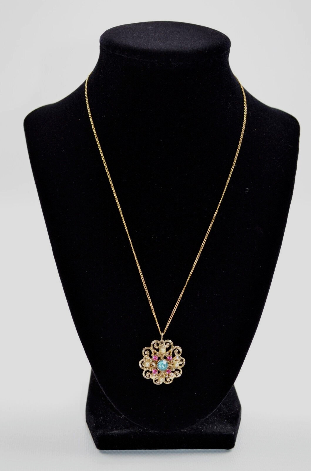 Vtg 1/20 12kt Gold Tone Necklace Blue & Pink Rhinestones, & Faux Pearls 18.5″