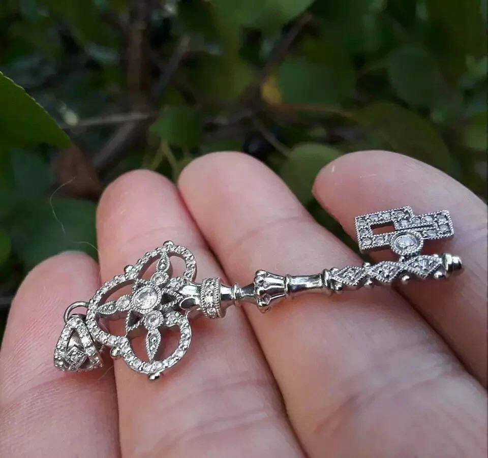 1Ct Round Cut VVS1/D Diamond Key Pendant 14K White Gold Over