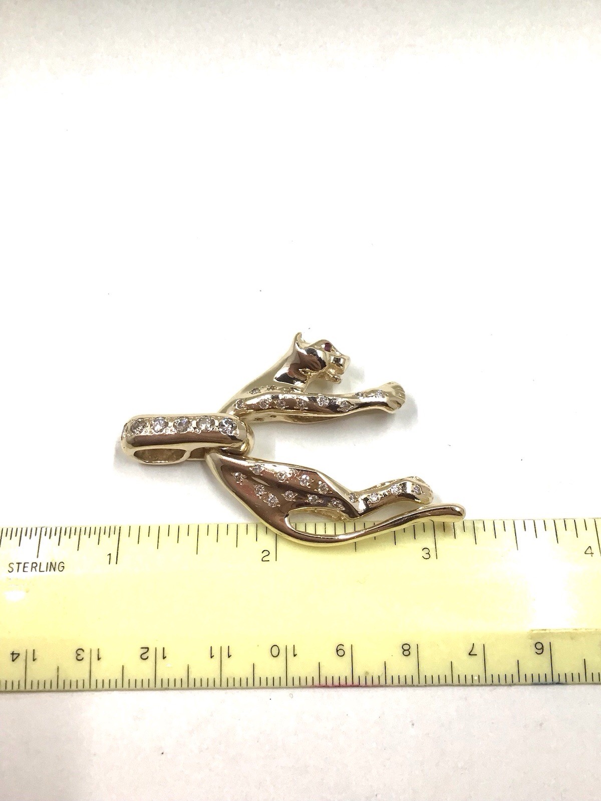 14K YG Hanging Panther Diamond Pendant