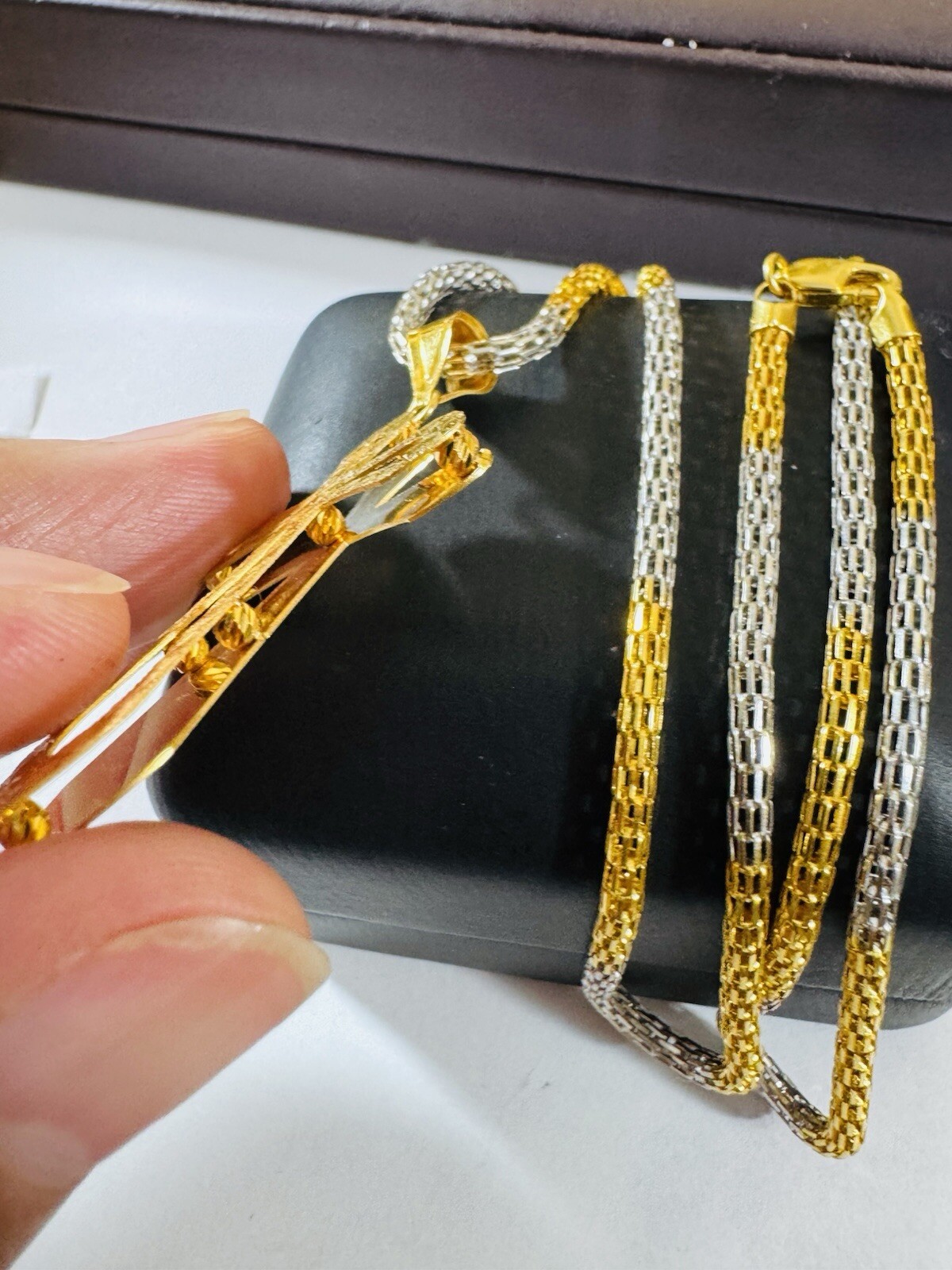 22C 22K 916 Fine Real Gold 21.5”/22” Long Cross Necklace 14.8g 3mm Mens-Womens